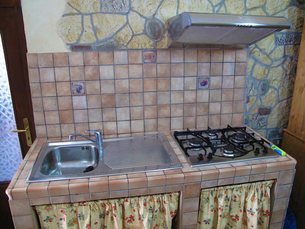 Diving Center Punta Stilo Apartment Phòng bức ảnh
