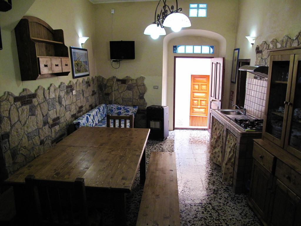 Diving Center Punta Stilo Apartment Phòng bức ảnh