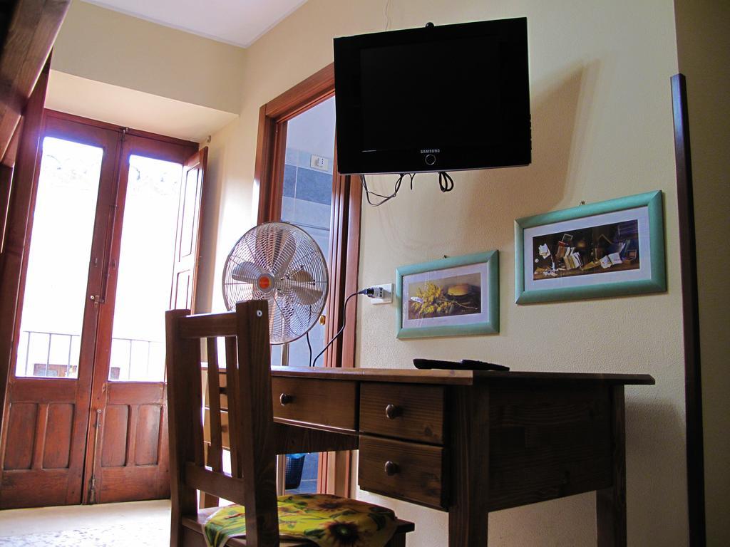 Diving Center Punta Stilo Apartment Phòng bức ảnh