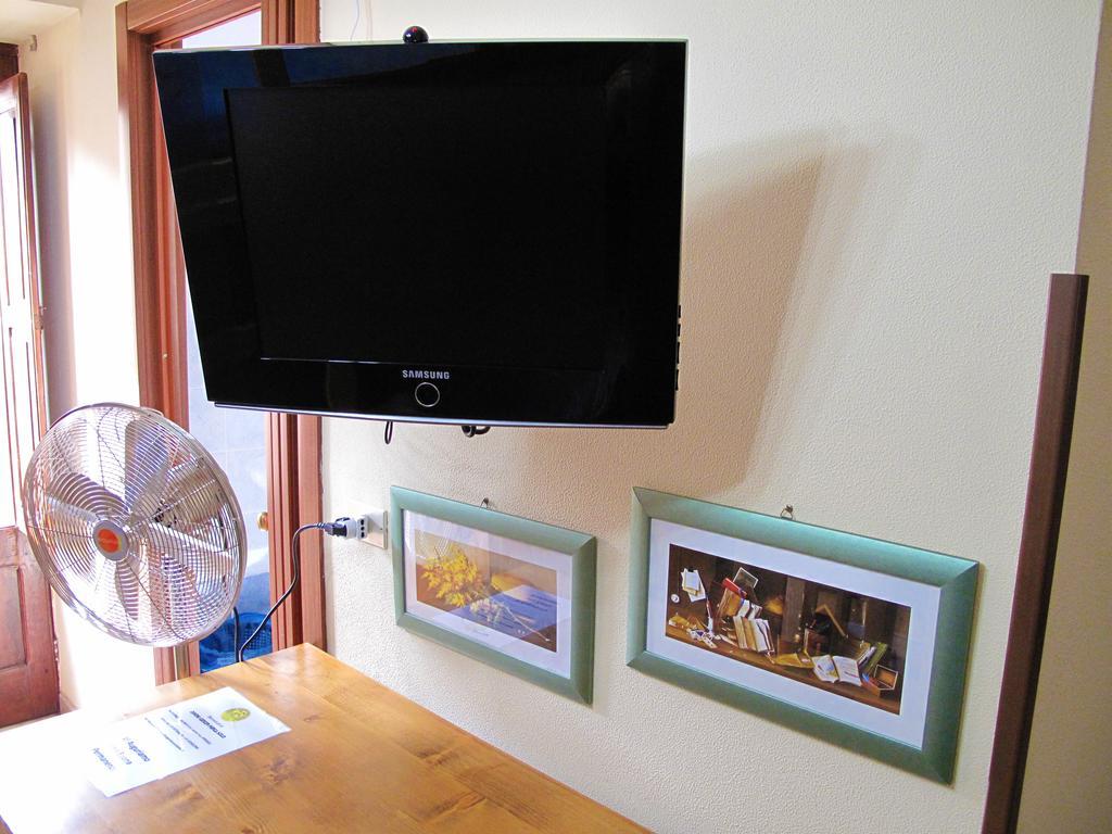 Diving Center Punta Stilo Apartment Phòng bức ảnh